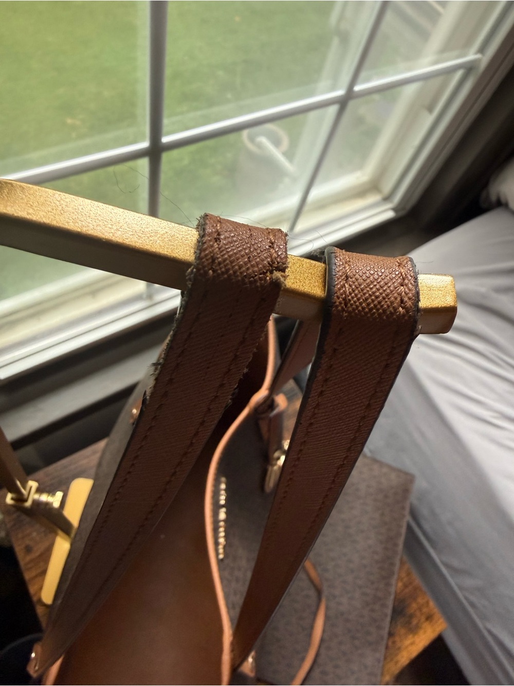 Michael Kors Brown Logo Tote with Tan Trim- perfect Teacher bag! Clutch included - Picture 5 of 12